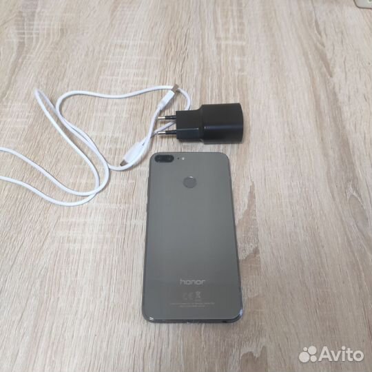 HONOR 9 Lite, 3/32 ГБ