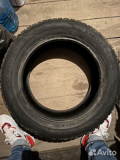 Nokian Tyres Hakkapeliitta R2 235/55 R17