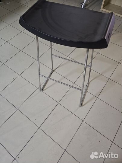 Барный стул