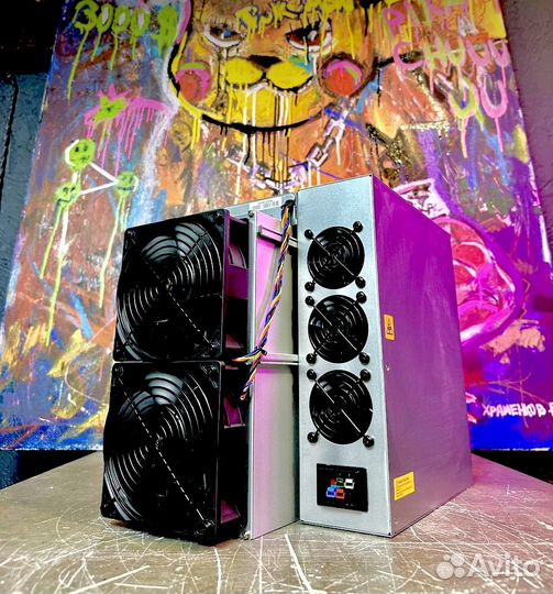 BitMain AntMiner T21 190 TH (Как новый)