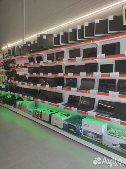 Стильный ноутбук Sony Vaio Core i3 + SSD