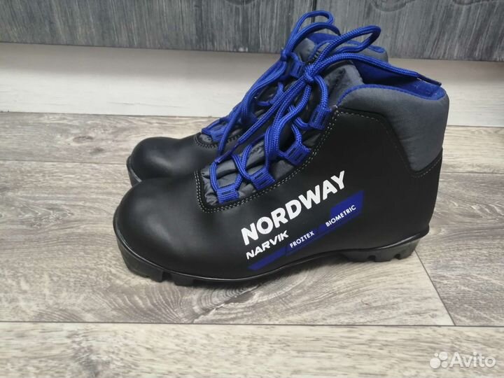 Лыжные ботинки 35 размер