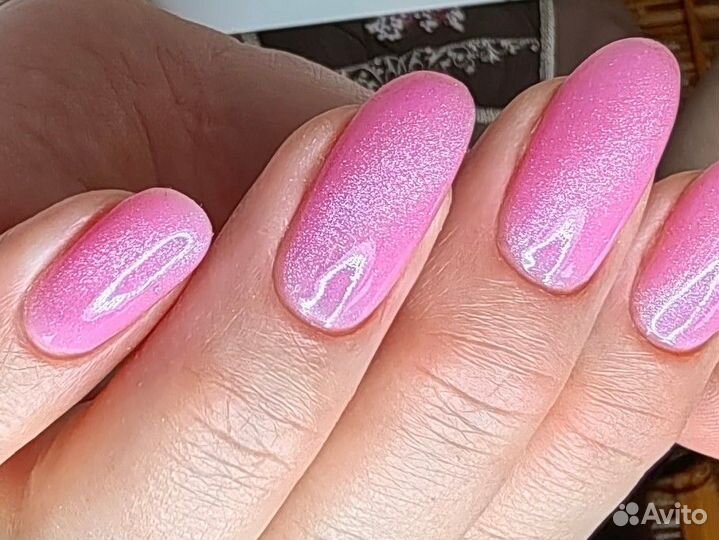 Маникюр и педикюр