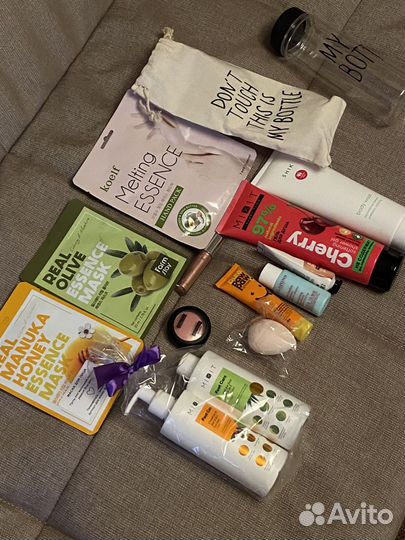 Набор уходовой и декоративной косметики