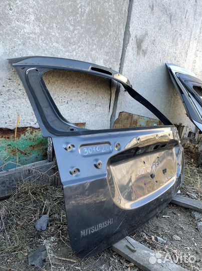 Крышка багажника Mitsubishi Outlander 3 2012
