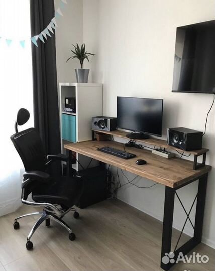 Компьютерный стол