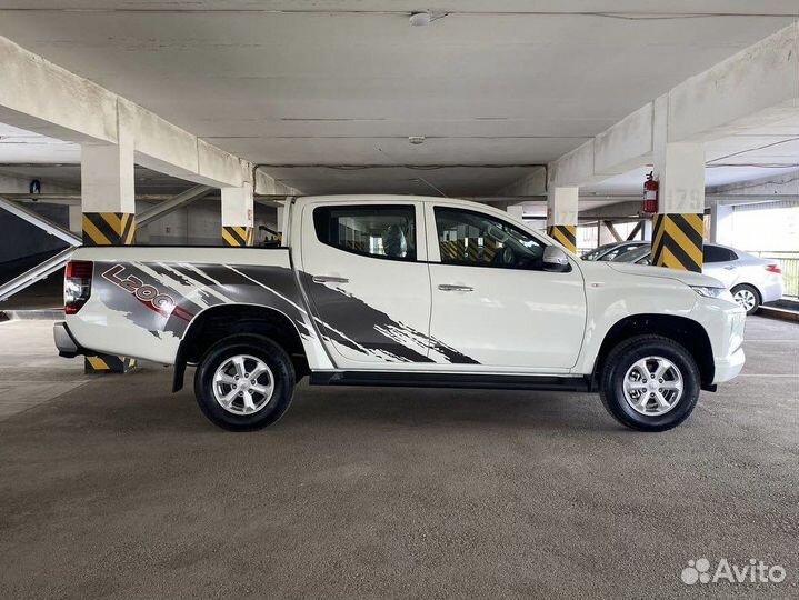 Mitsubishi L200 2.4 MT, 2023, 16 км