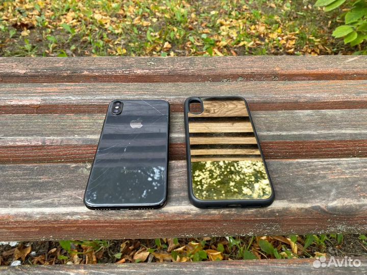 Телефон iPhone X