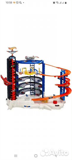Hot wheels мега гараж