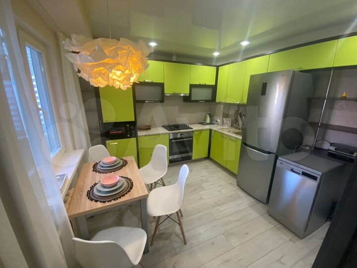 2-к. квартира, 60,5 м², 8/10 эт.