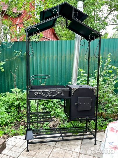 Мангал с крышей