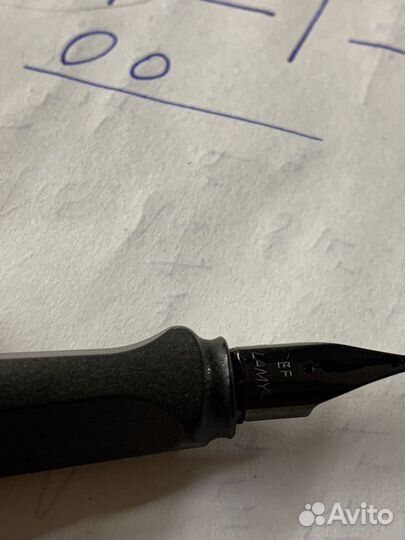 Перьевая ручка Lamy safari ef