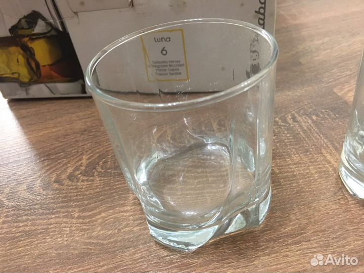 Набор из четырёх стаканов