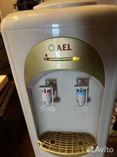 Кулер для воды