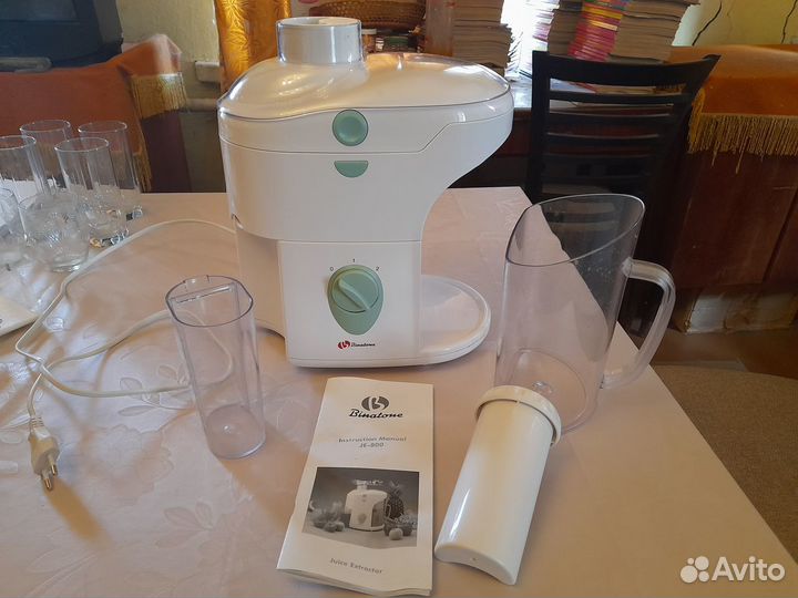 Соковыжималка Binatone JE-800, пр-во италия. 350Вт