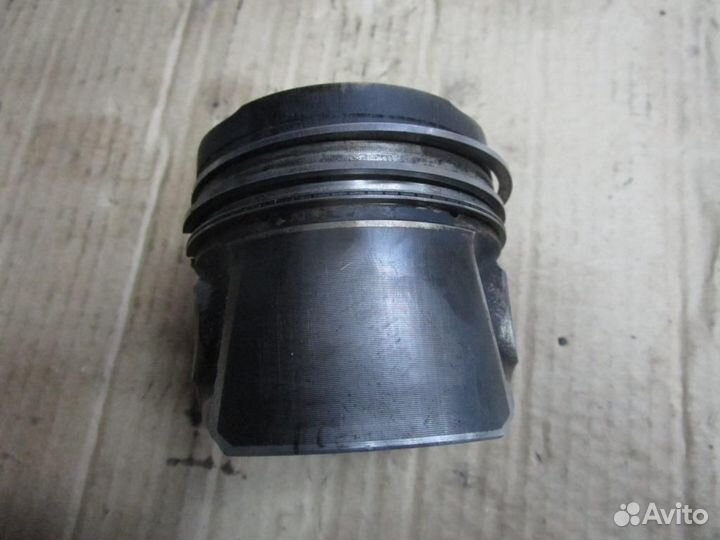 Поршень дизель w906 Sprinter 651.900 2011