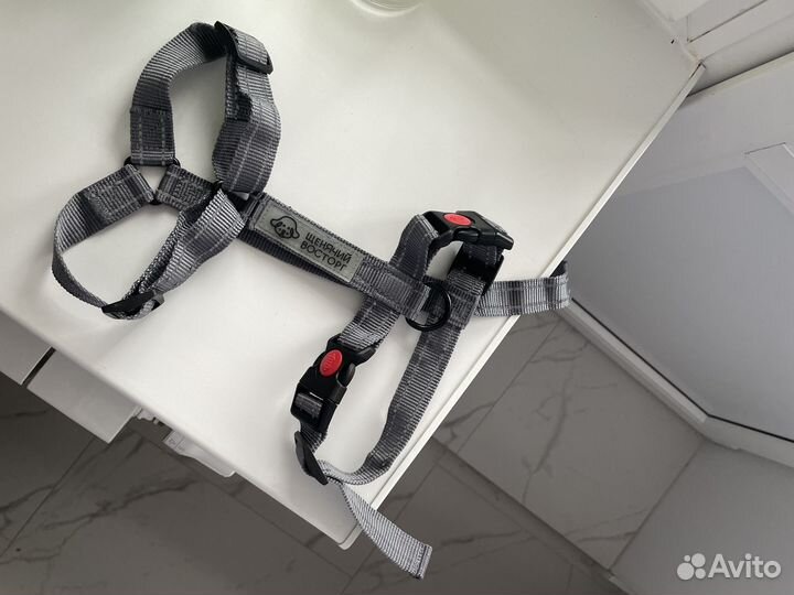 Шлейка для собаки