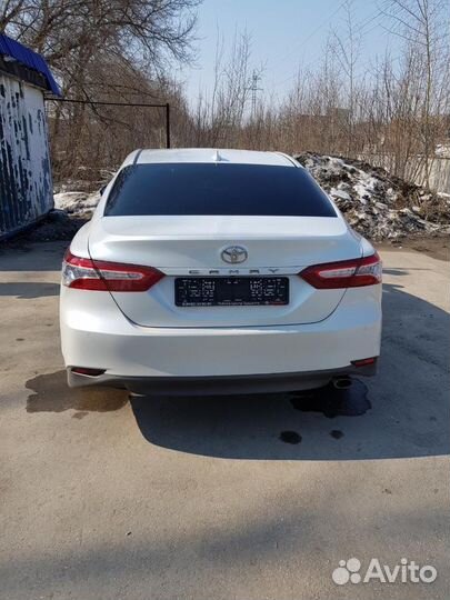 Оргинальные Задние фонари toyota camry 70