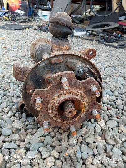 Задний привод Mitsubishi Montero 3