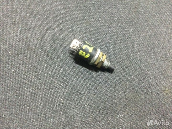 Лягушка выключатель стоп сигнала BMW E21 бмв Е21