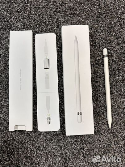 Apple iPad 8 поколения 32GB Wifi + Apple Pencil 1