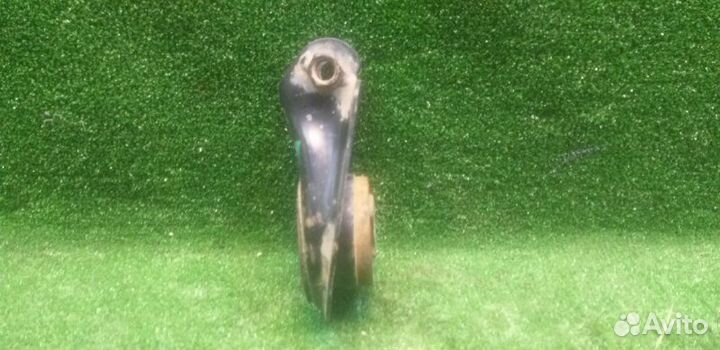 Подушка двигателя задняя Ford Focus 3 1.6 2013