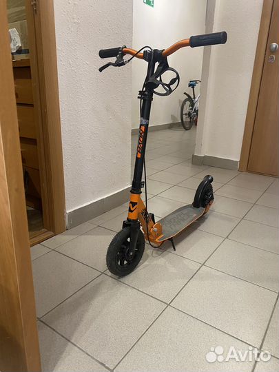 Самокат городской novatrack polis 200