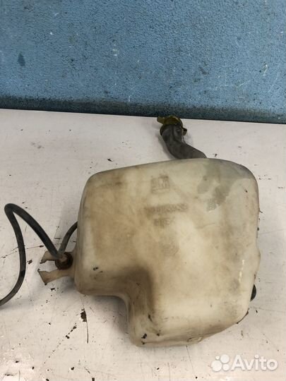 Бачок омывателя opel vectra b