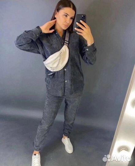 Костюм женский