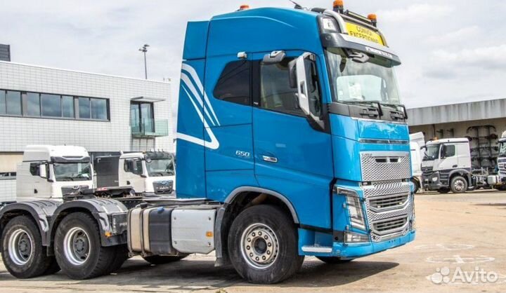 В разборке грузовик Volvo,FH с 2013