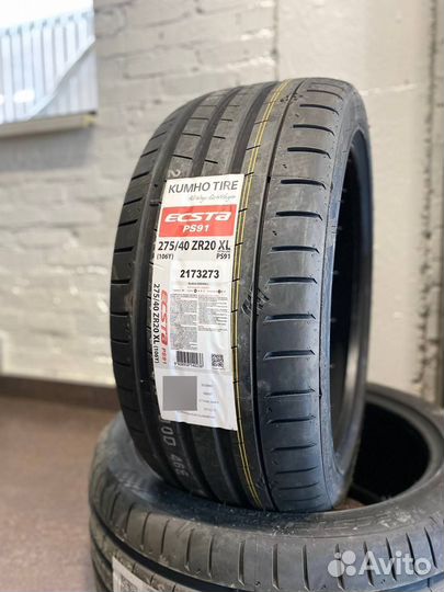 Kumho Ecsta PS91 275/40 R20 106Y