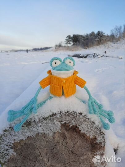 Вязаные игрушки лягушка