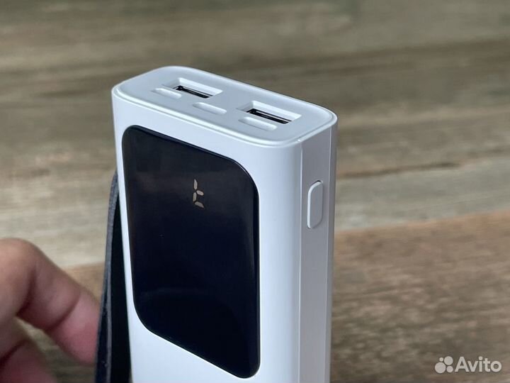 Внешний аккумулятор повер банк Hoco j41