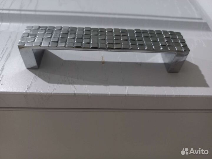 Ручки для мебели