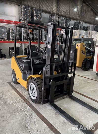 Вилочный погрузчик UN Forklifts FD30, 2023