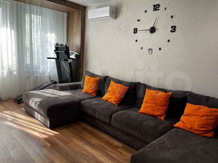 4-к. квартира, 100 м², 3/4 эт.