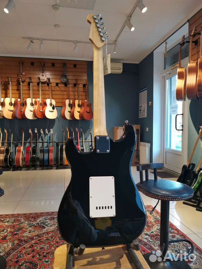 Электрогитара новая