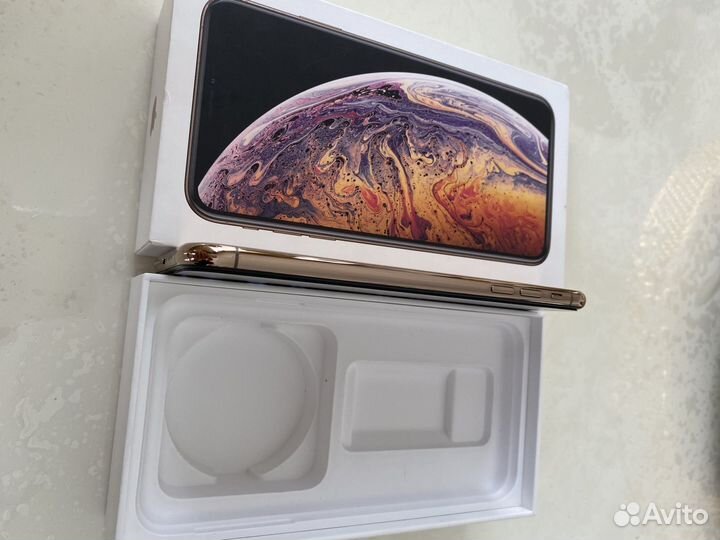 iPhone xs max 64 gb