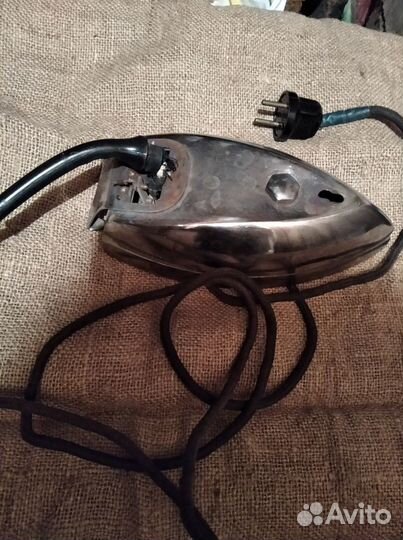 Утюг прошлого века