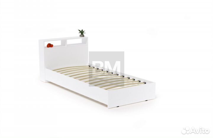Кровать односпальная белая