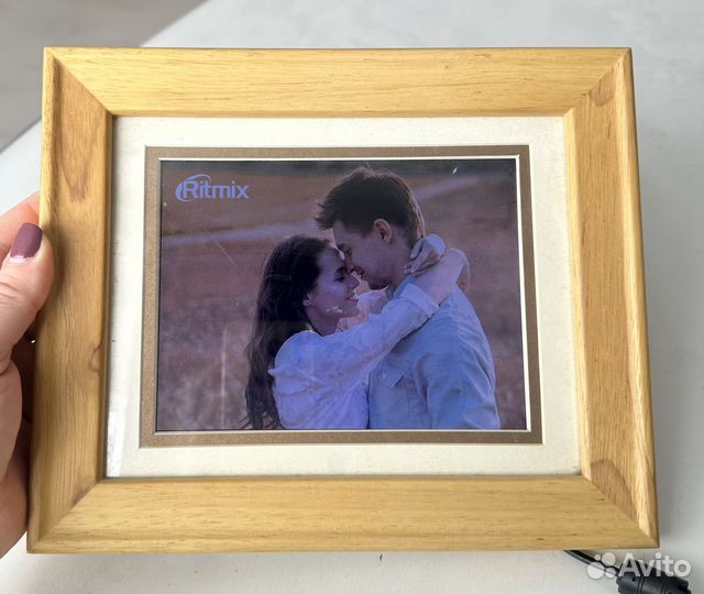 Цифровая фоторамка Ritmix