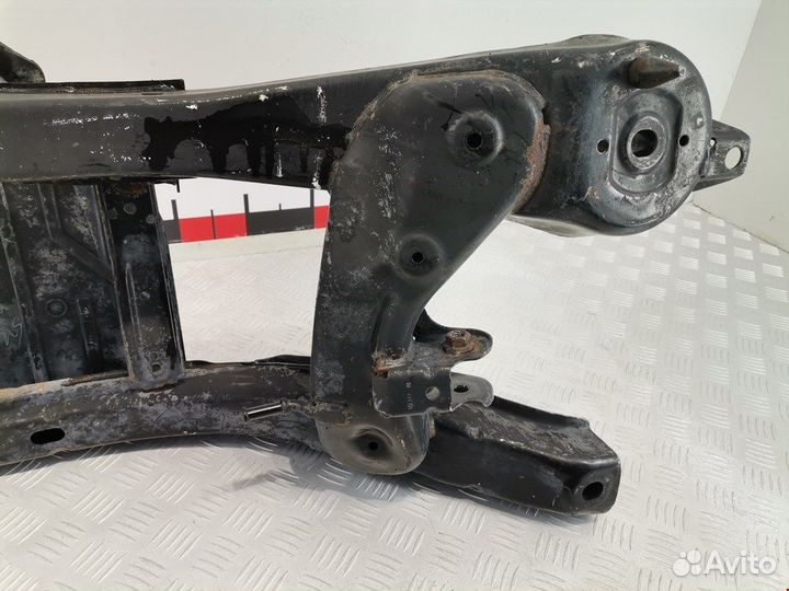 Балка задняя/подрамник Ford Escape