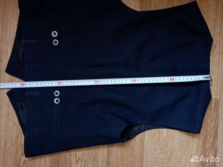 Жилетка для мальчика школьная 152