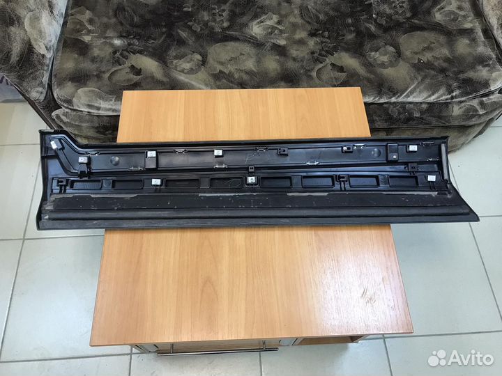 Накладка передней правой двери нижняя honda CR-V 5