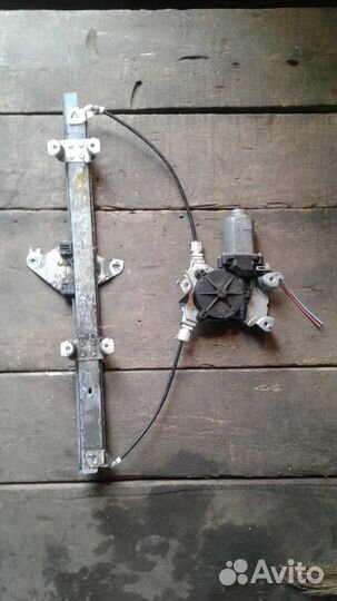 Стеклоподъемник водительский Nissan Primera P11