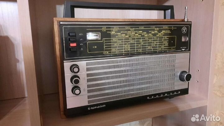 Радиоприемник СССР Океан с FM диапазоном