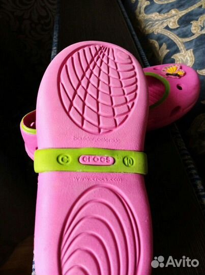 Продам кроксы для девочки