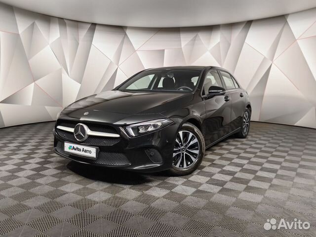 Mercedes-Benz A-класс 1.3 AMT, 2019, 37 817 км с пробегом, цена 2373000 руб.