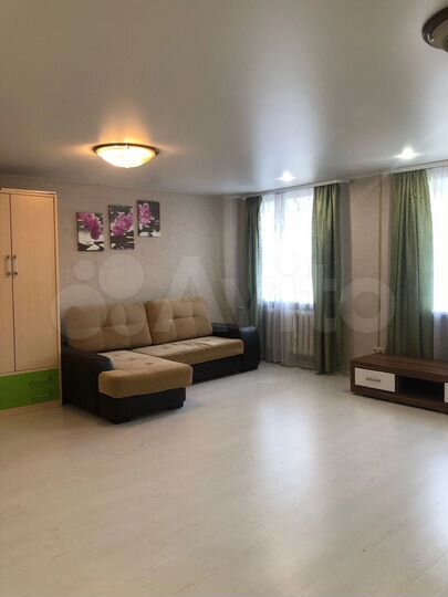 2-к. квартира, 57,4 м², 1/5 эт.