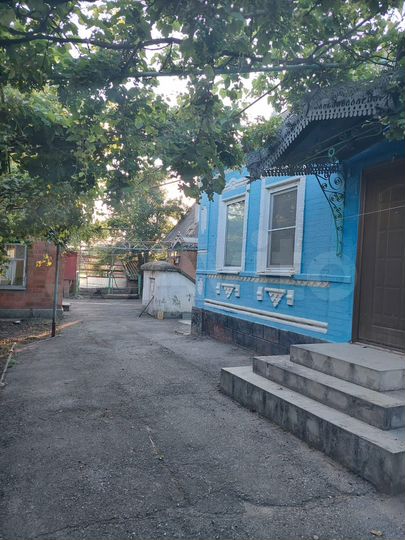 Дом 184,3 м² на участке 13,4 сот.